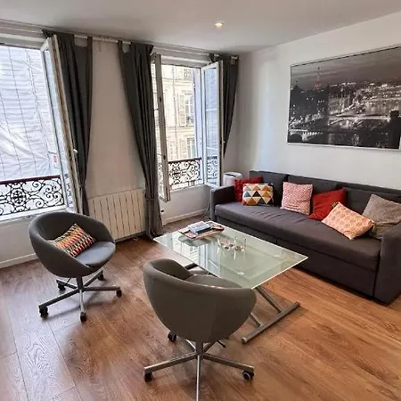 Hotel Doubles Les Champs-elysees Paris